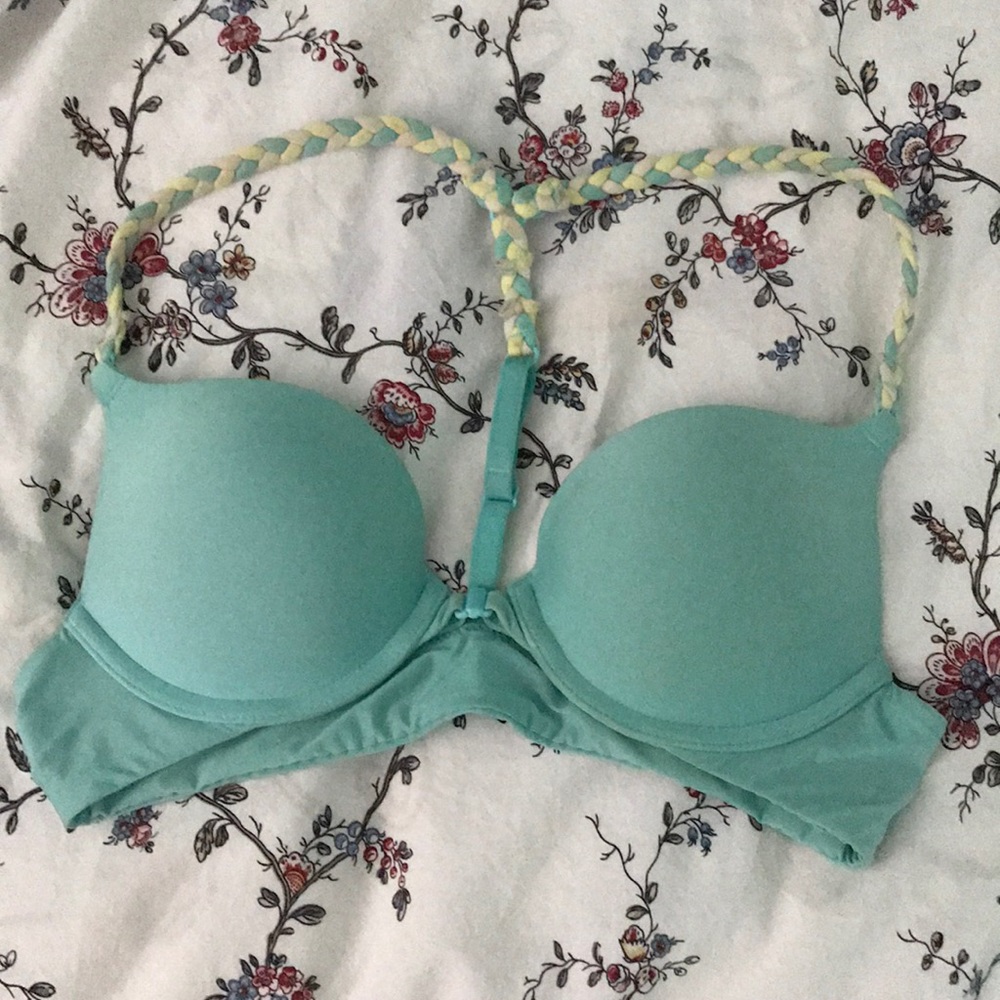 Victoria’s Secret Bra 32A